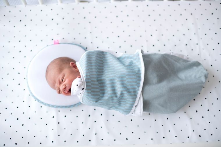 Motherhood, Statki Niebieskie, otulak