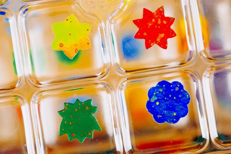 Muduko, Holi. Festiwal Kolorów, gra logiczna