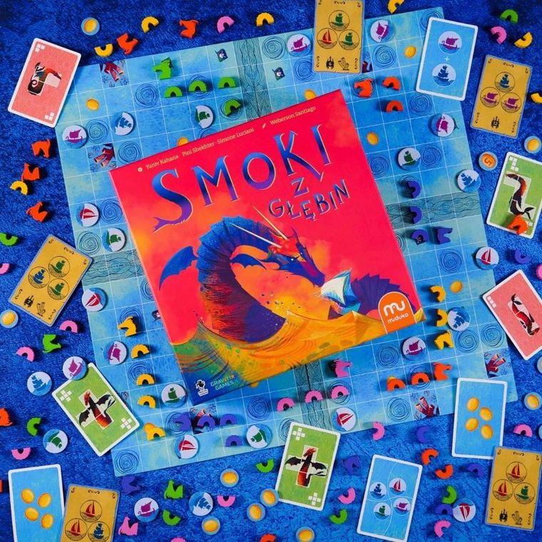 Muduko, Smoki z głębin, gra strategiczna