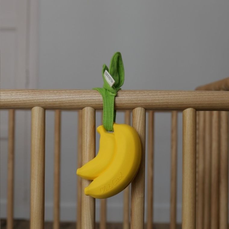Oli & Carol, etui na smoczek, Banan Ana Banana