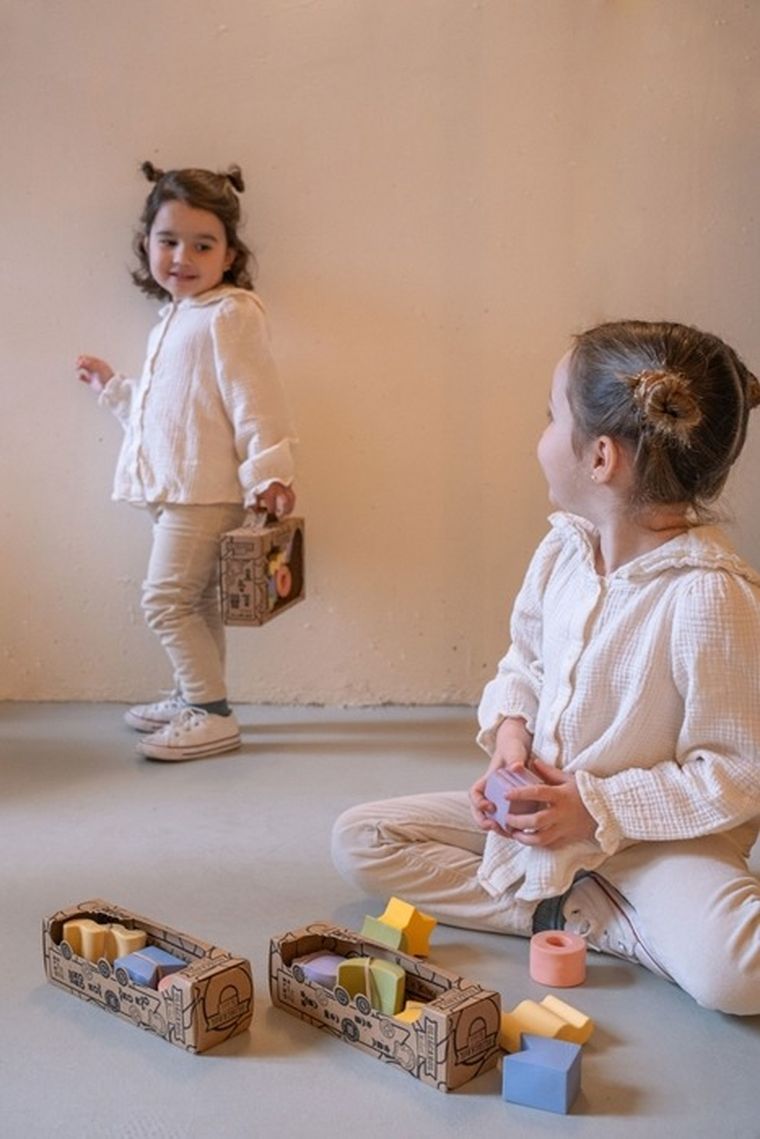 Oli & Carol, geometryczne klocki sensoryczne, Donut, 3 elementy