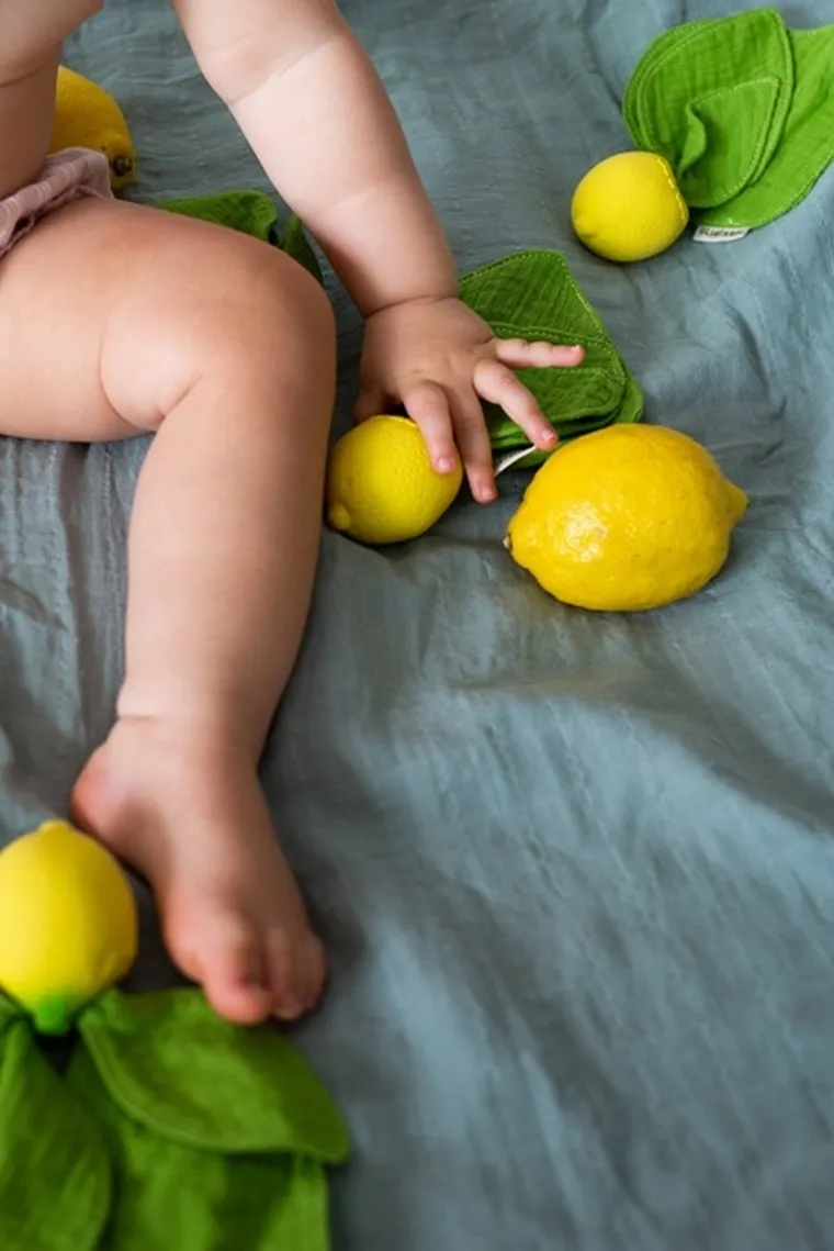 Oli & Carol, gryzak, Cytryna Mini Doudou