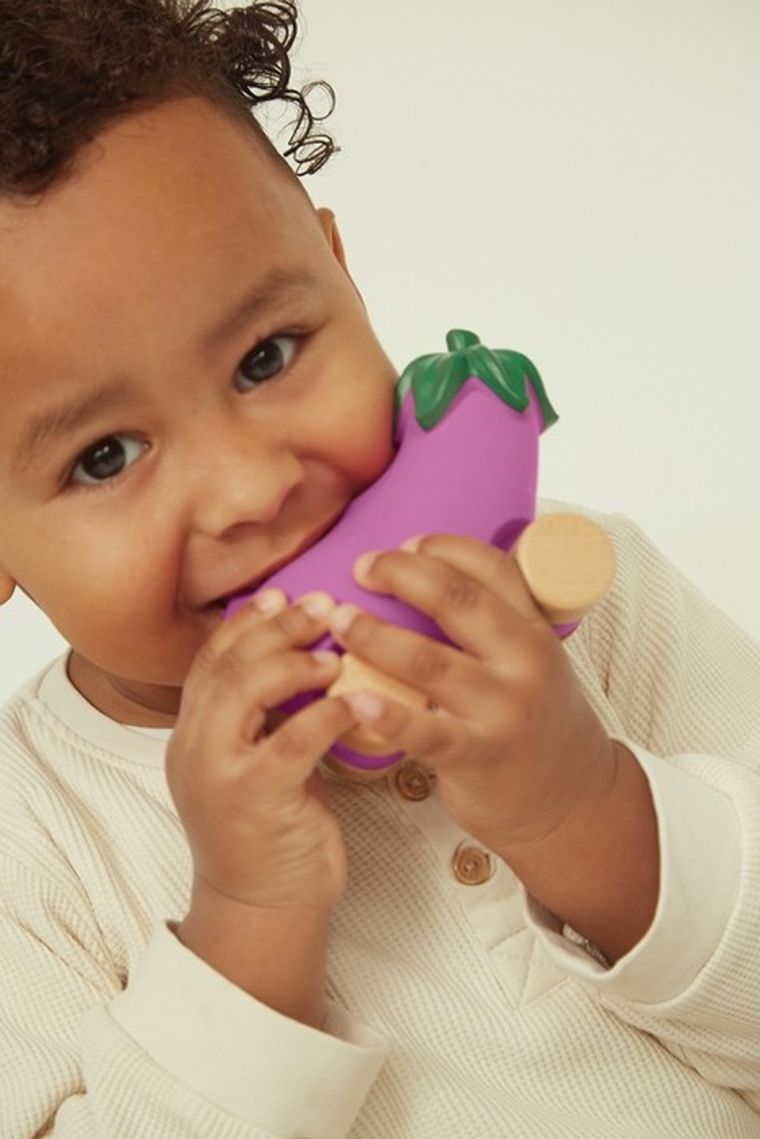 Oli & Carol, samochodzik, Bakłażan Emma