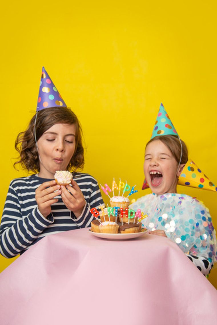 PartyDeco, czapeczki Kropki, mix, 16 cm, 6 szt.