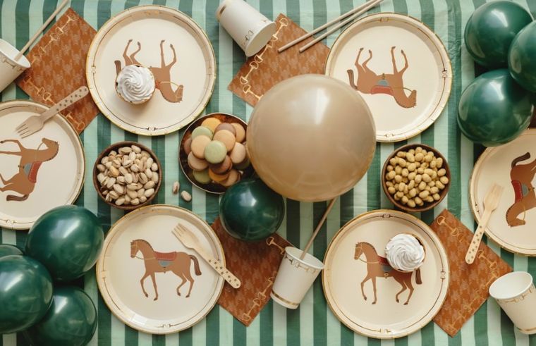 PartyDeco, kubeczki papierowe, strzemiona, beż, 220 ml, 6 szt.