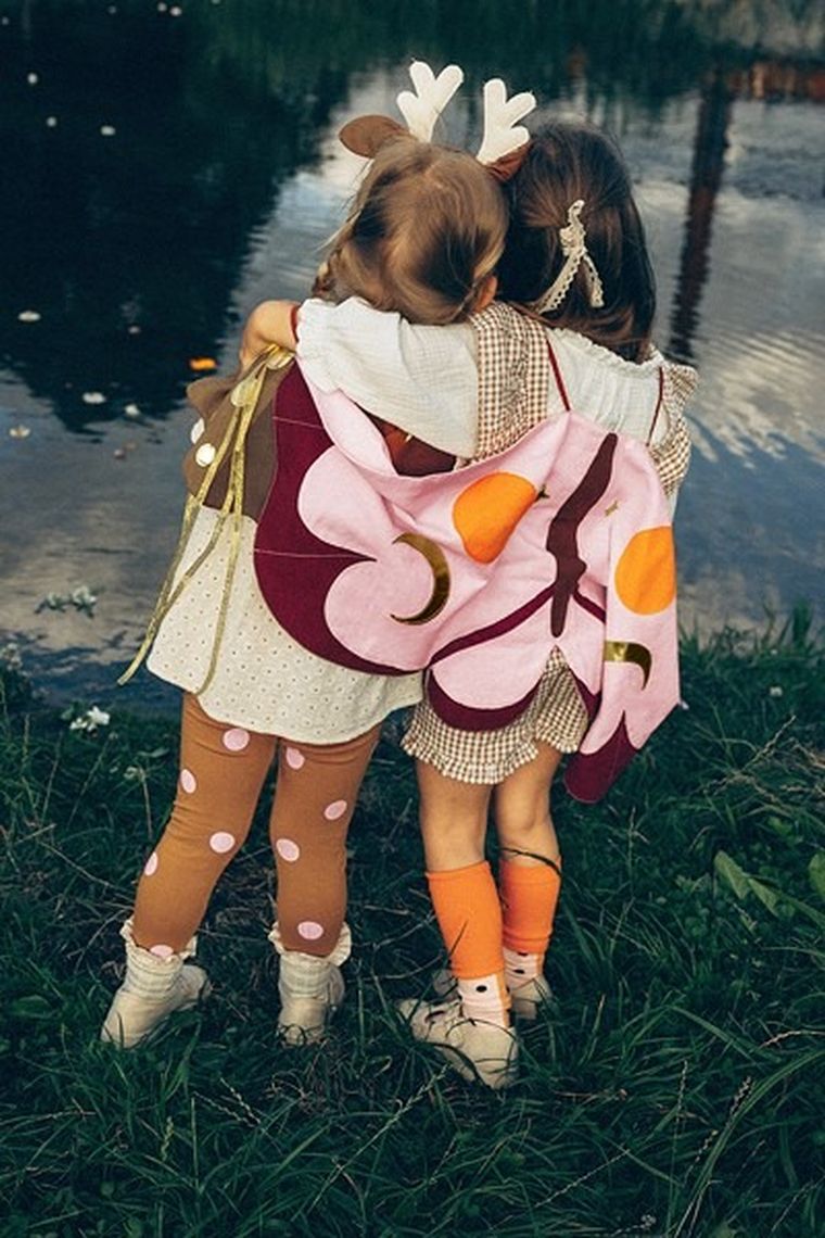 PartyDeco, strój, szkrzydła ćmy, 3-7 lat