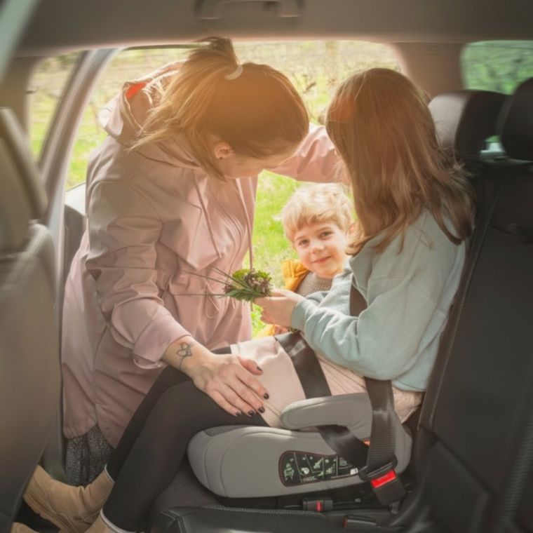 Petite&Mars, Optimus Pro, i-Size Air, podstawka samochodowa, gentle grey, 125-150 cm