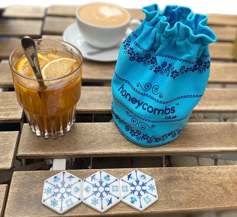 Piatnik, Honeycombs Blue, plastry miodu, gra familijna