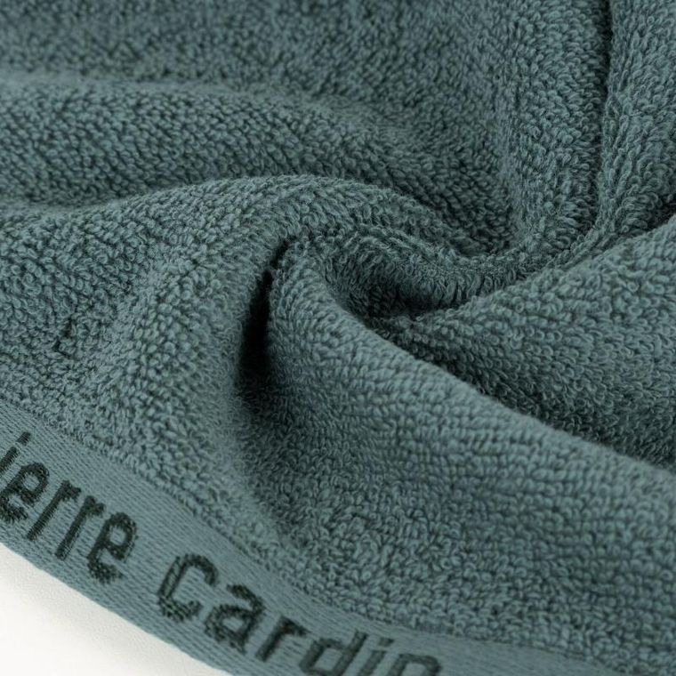 Pierre Cardin, ręcznik Evi