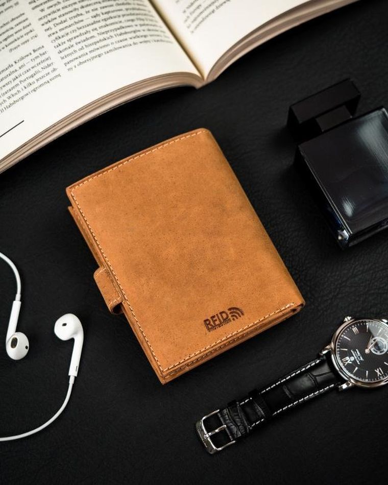 Portfel, brązowy, skórzany, Peterson