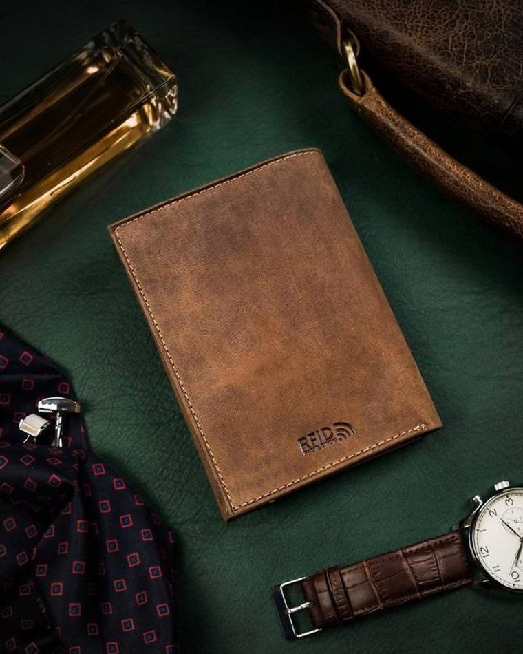 Portfel, brązowy, skórzany, Peterson