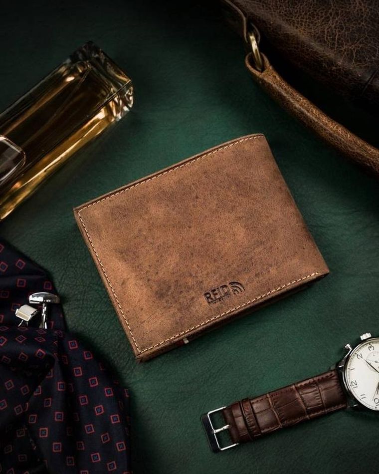 Portfel, brązowy, skórzany, Peterson