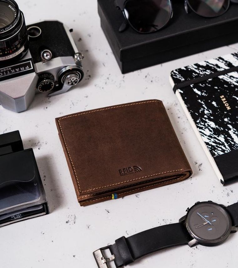 Portfel, brązowy, skórzany, Peterson