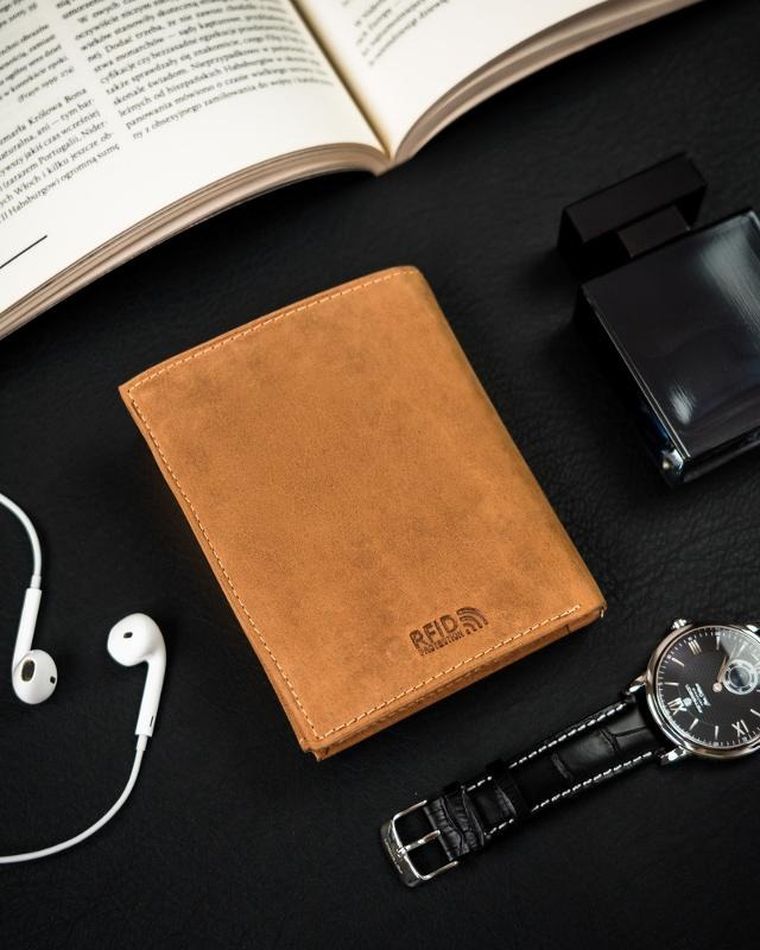 Portfel, brązowy, skórzany, RFID, Peterson