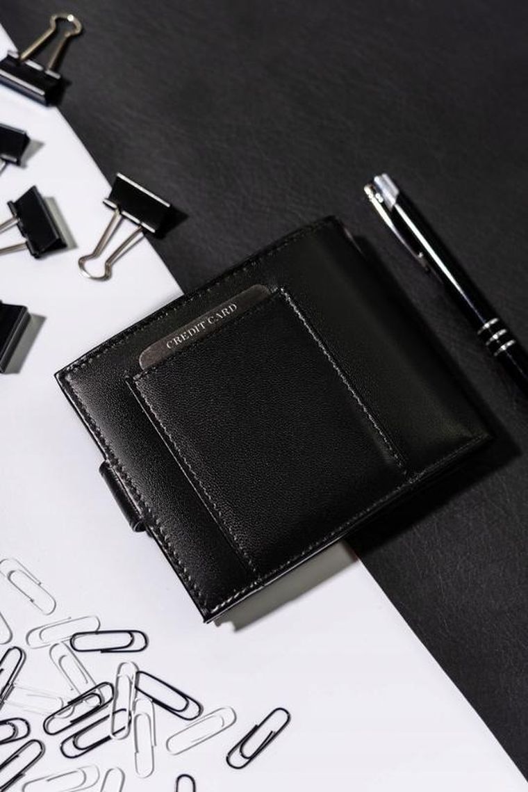 Portfel, czarny, skórzany, Always Wild