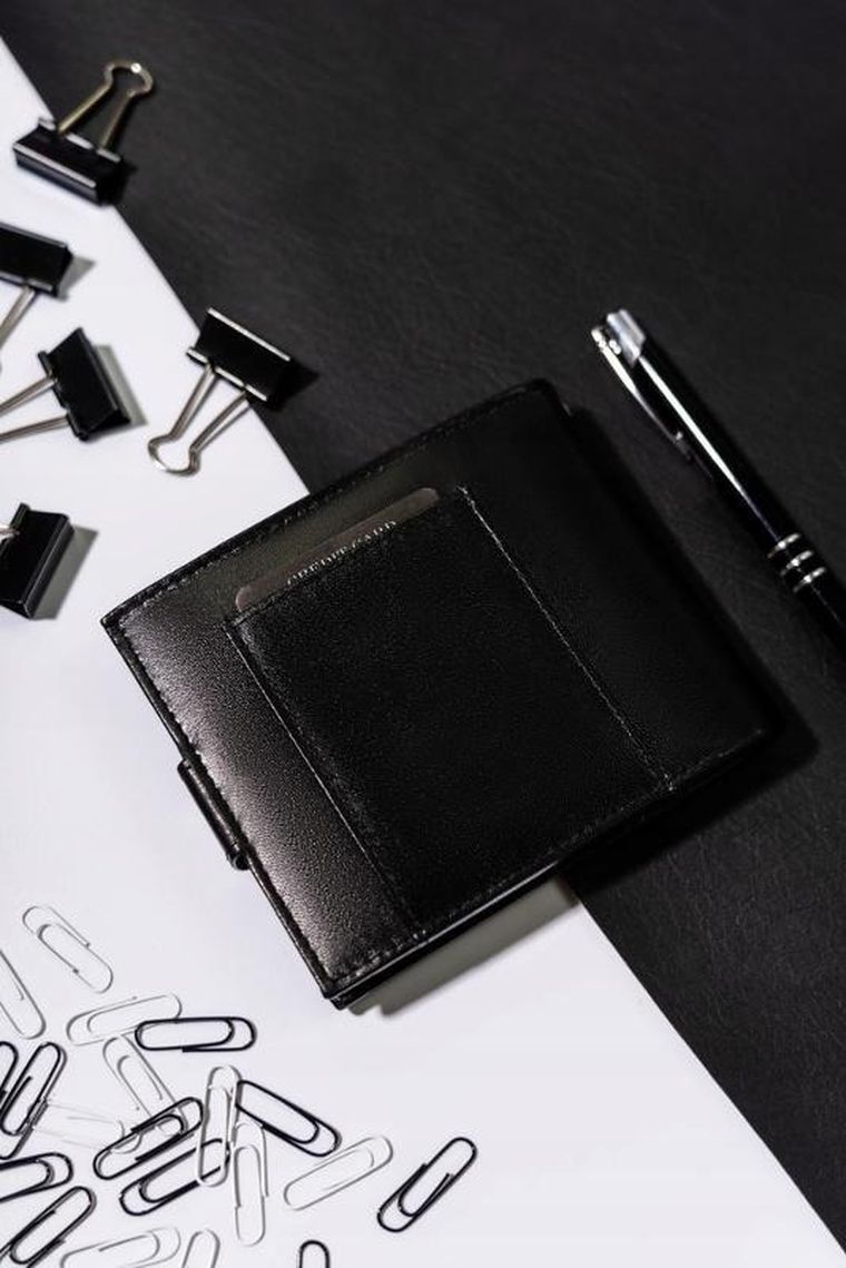 Portfel, czarny, skórzany, Always Wild