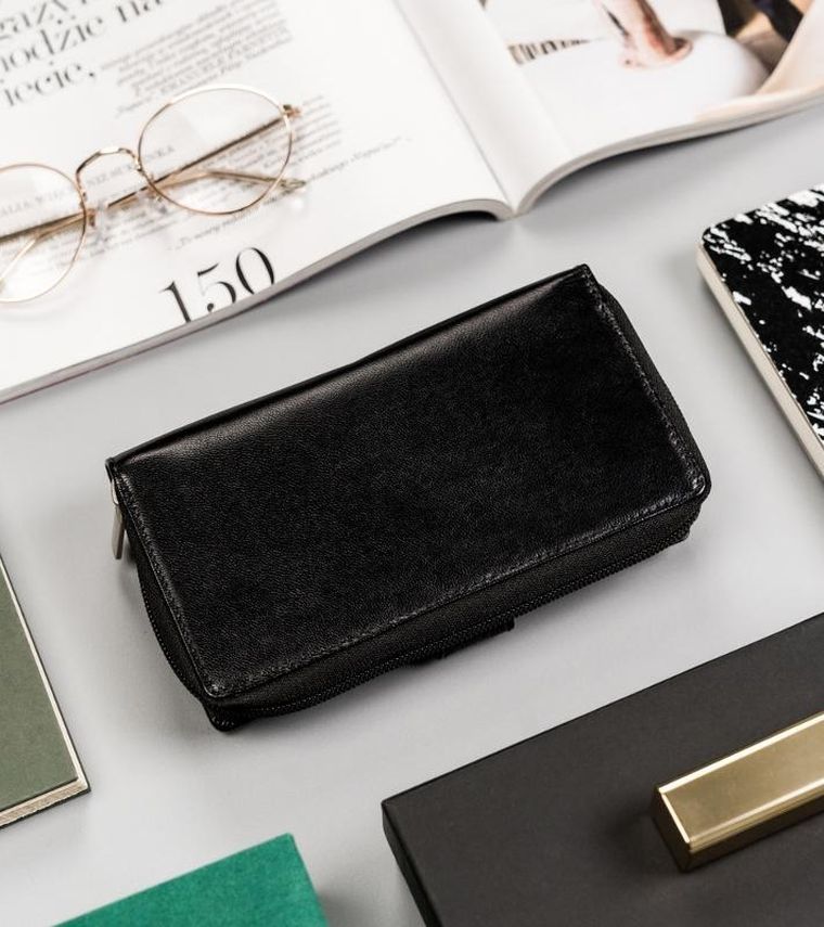 Portfel, czarny, skórzany, Peterson