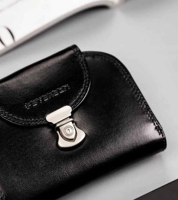 Portfel, czarny, skórzany, Peterson