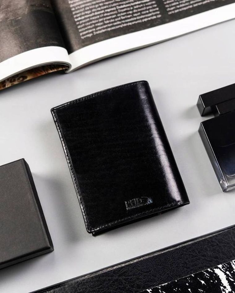 Portfel, czarny, skórzany, Peterson