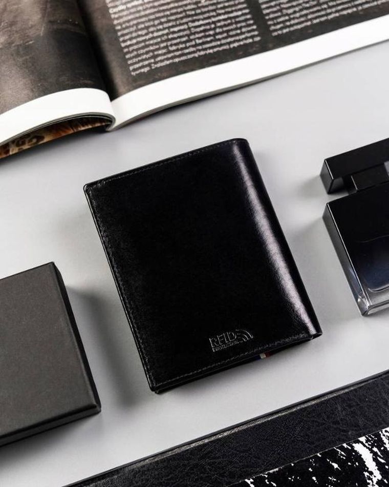 Portfel, czarny, skórzany, Peterson