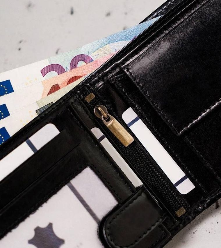 Portfel, czarny, skórzany, Peterson