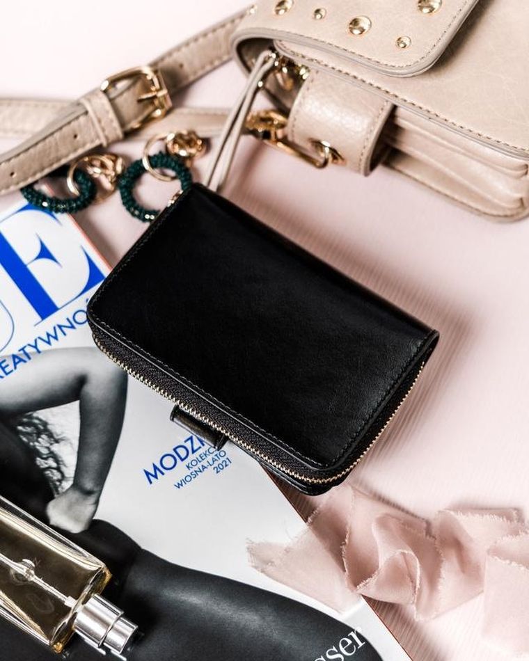 Portfel, czarny, skórzany, Peterson