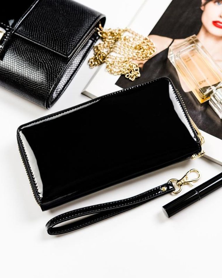 Portfel, czarny, skórzany, Peterson