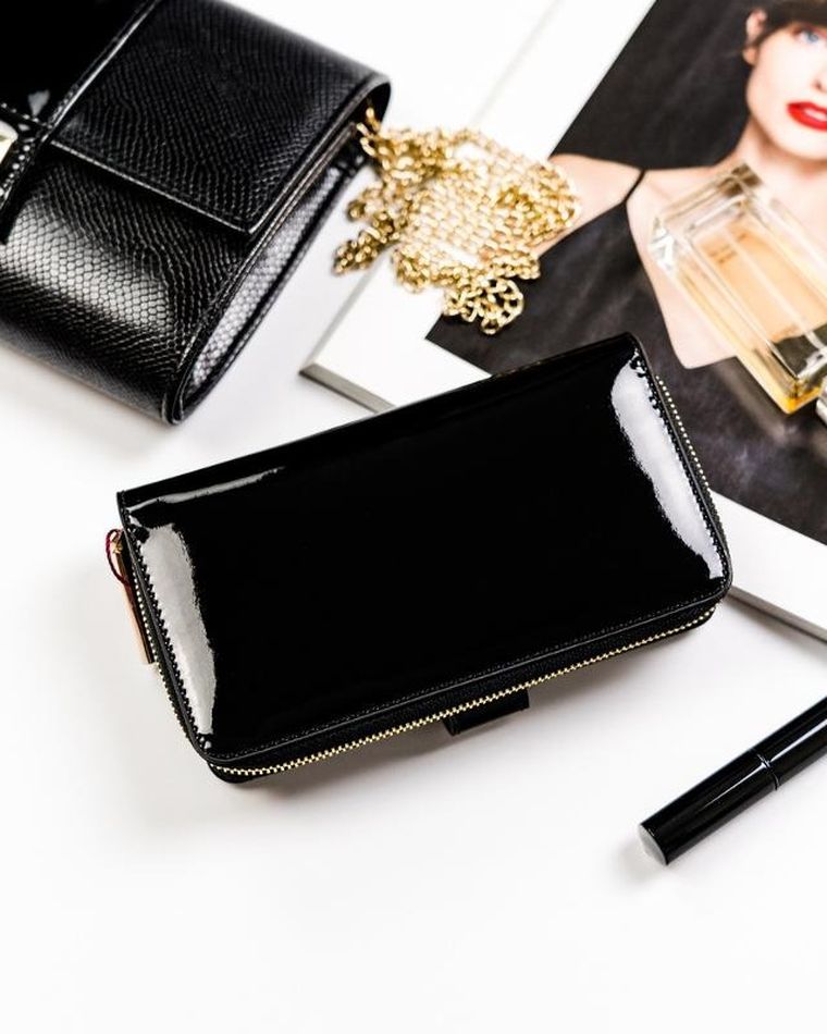 Portfel, czarny, skórzany, Peterson