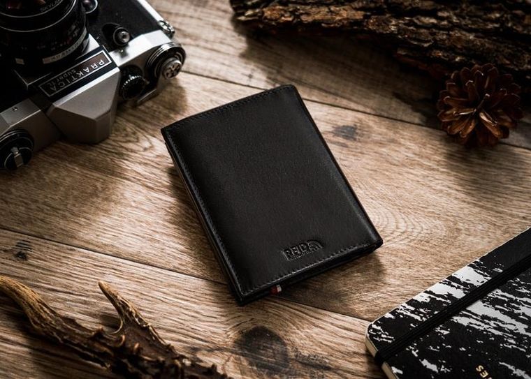 Portfel, czarny, skórzany, Peterson