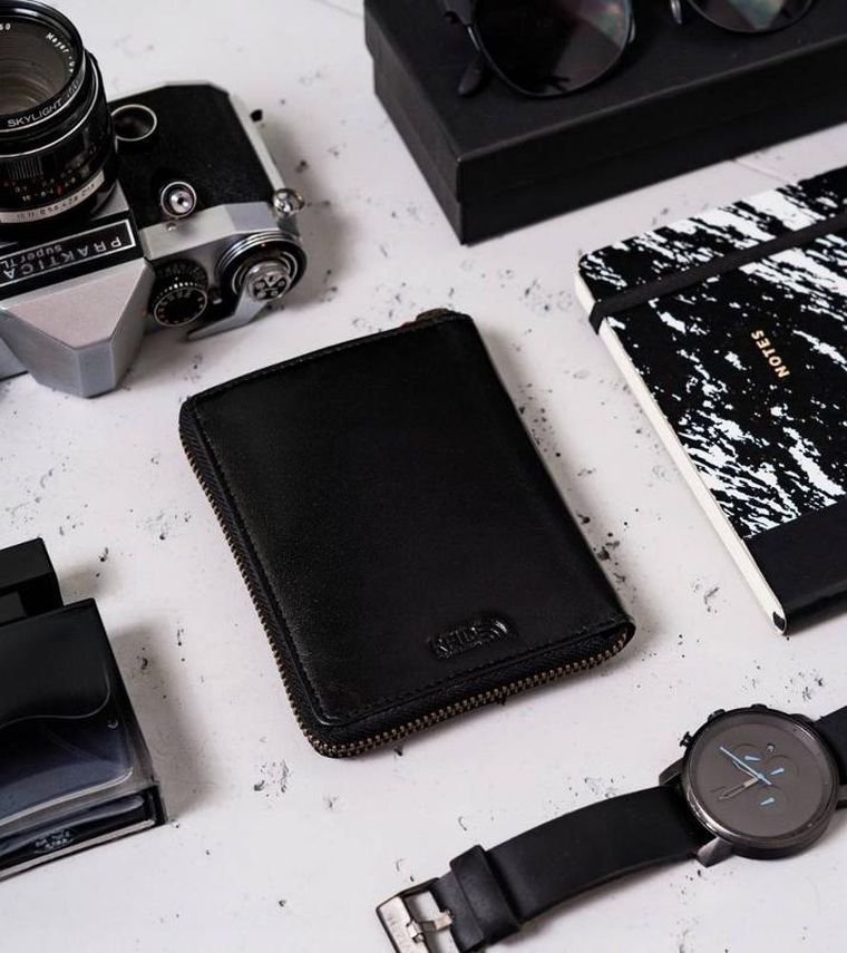 Portfel, czarny, skórzany, Peterson