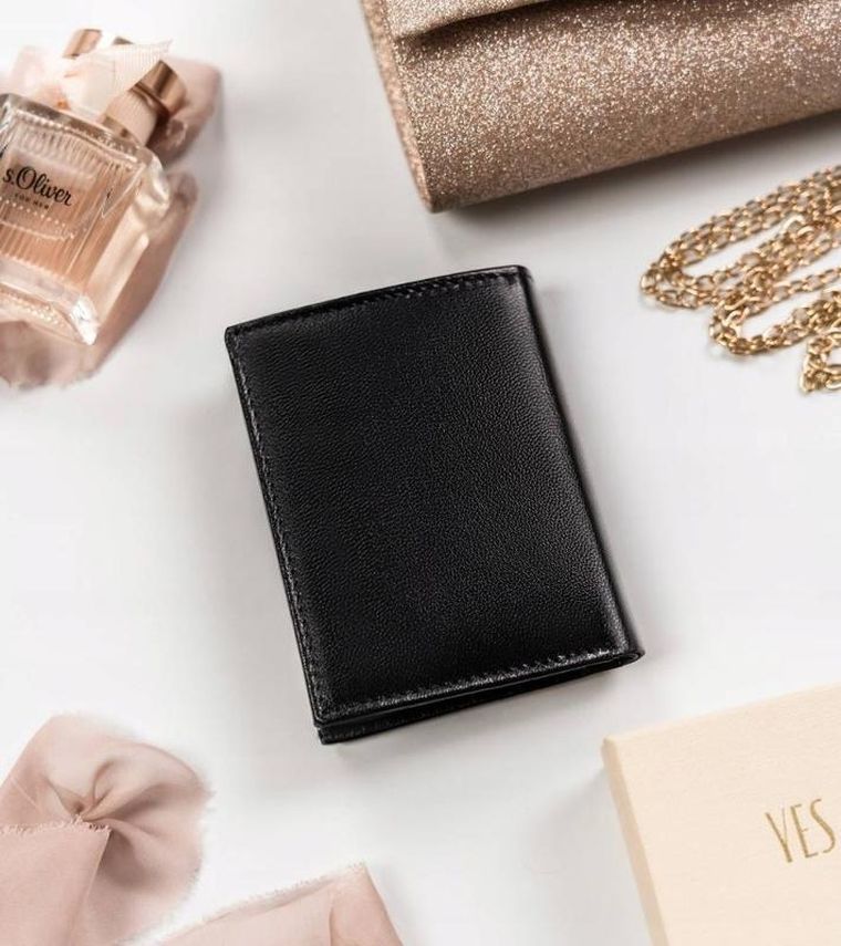 Portfel, czarny, skórzany, Peterson