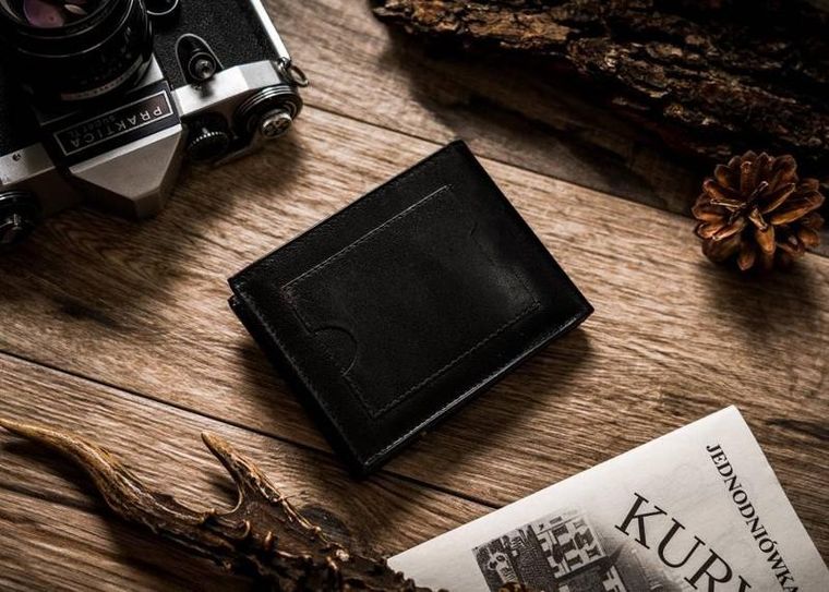 Portfel, czarny, skórzany, Peterson