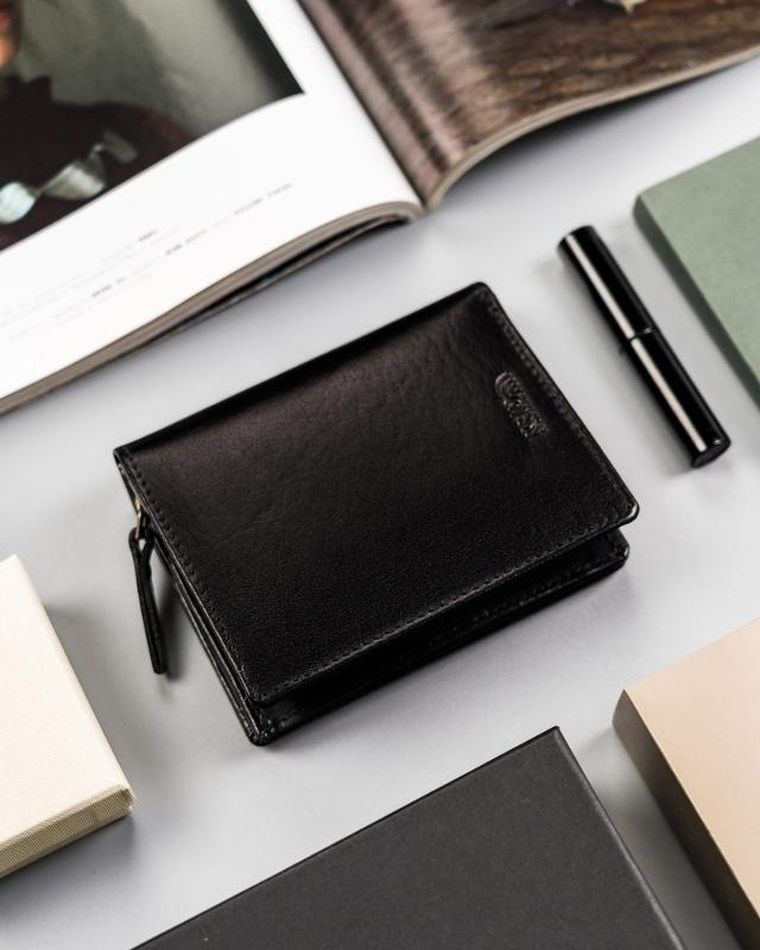 Portfel, czarny, skórzany, Peterson