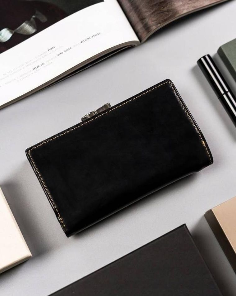 Portfel, czarny, skórzany, Pierre Cardin