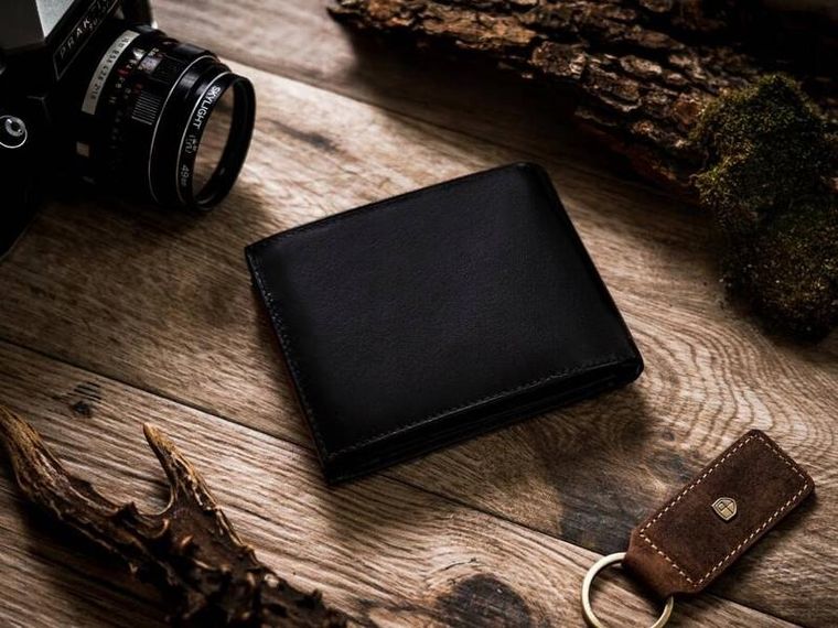 Portfel, czarny, skórzany, RFID, Peterson