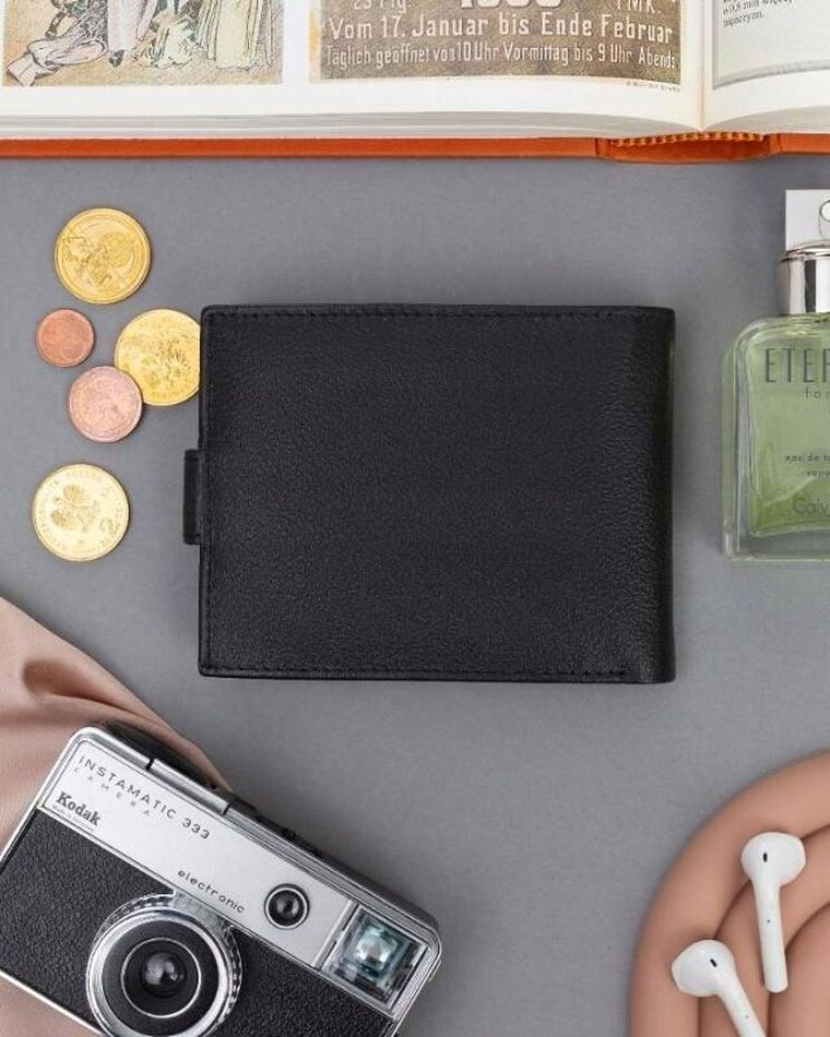 Portfel, czarny, skórzany, RFID, Ronaldo