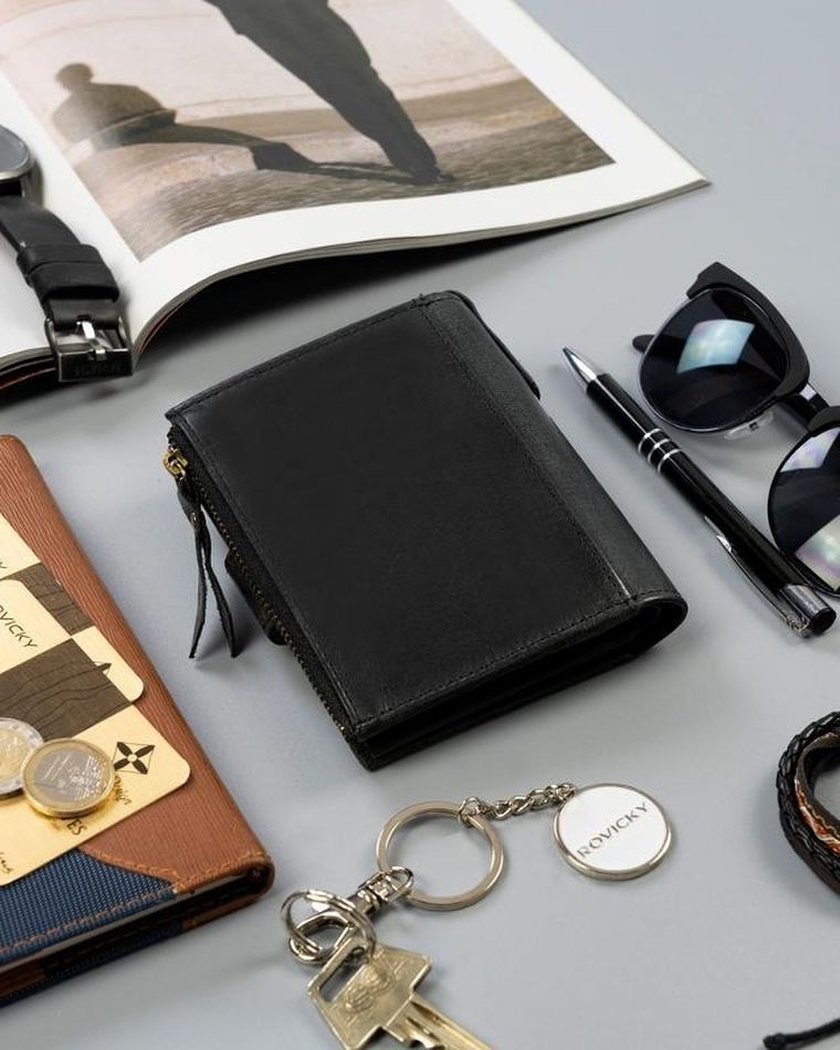 Portfel, czarny, skórzany, RFID, Rovicky