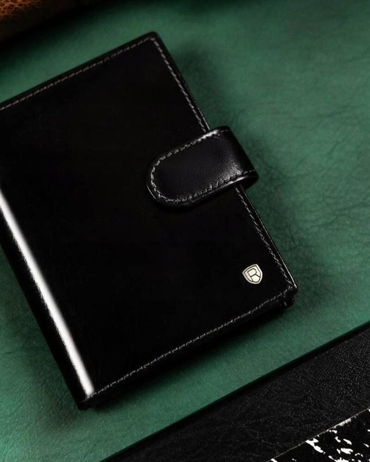 Portfel, czarny, skórzany, RFID, Rovicky