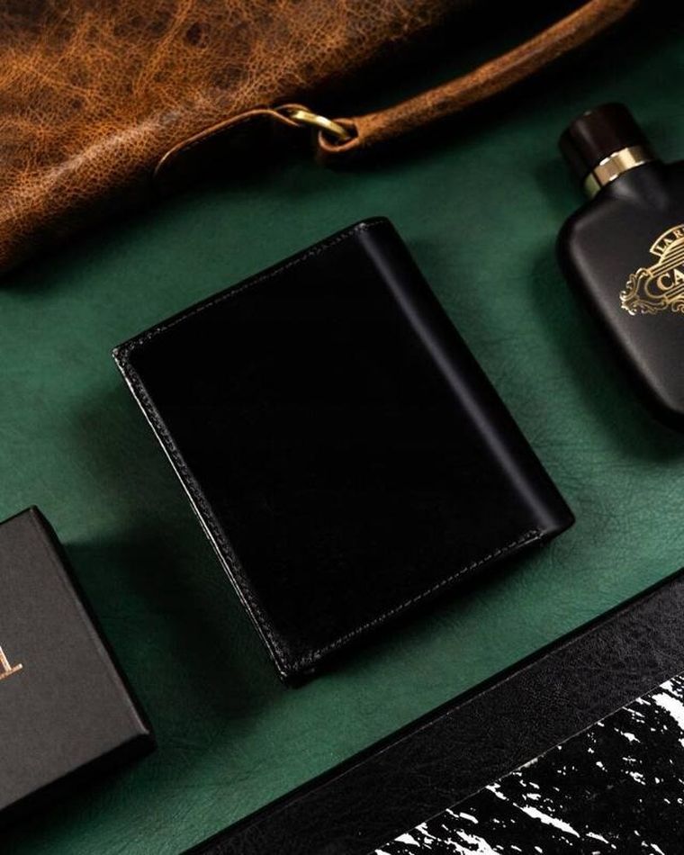 Portfel, czarny, skórzany, RFID, Rovicky