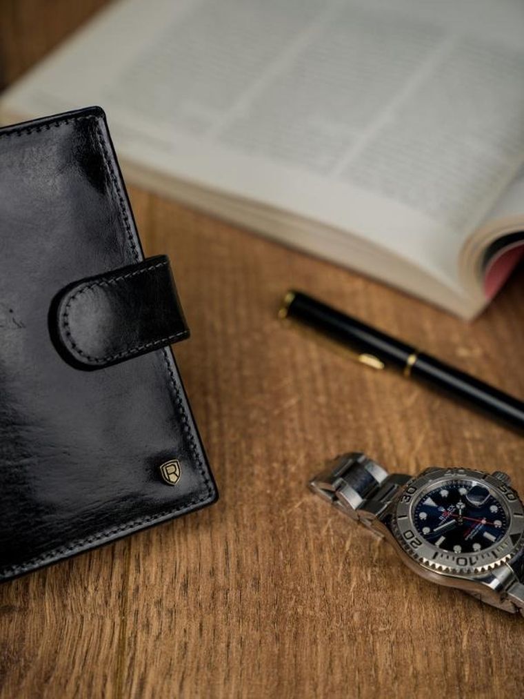 Portfel, czarny, skórzany, RFID, Rovicky