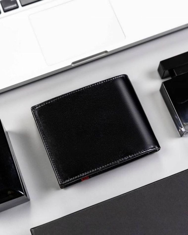 Portfel, czarny, skórzany, RFID, Rovicky