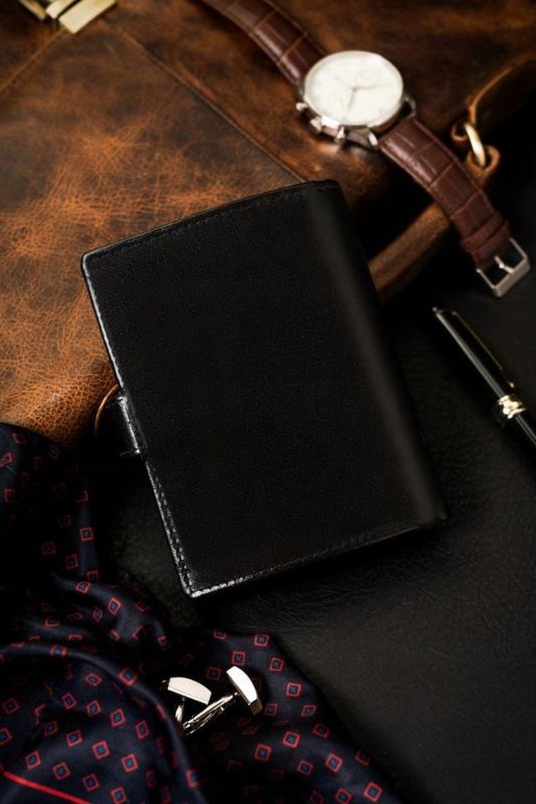 Portfel, czarny, skórzany, RFID, Rovicky