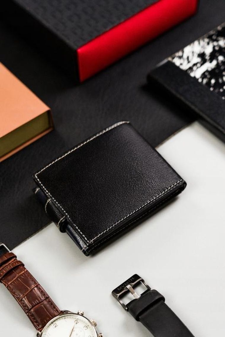 Portfel, czarny, skórzany, RFID, Rovicky