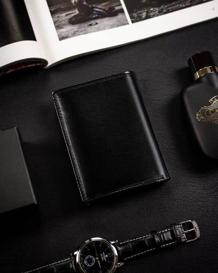 Portfel, czarny, skórzany, Rovicky