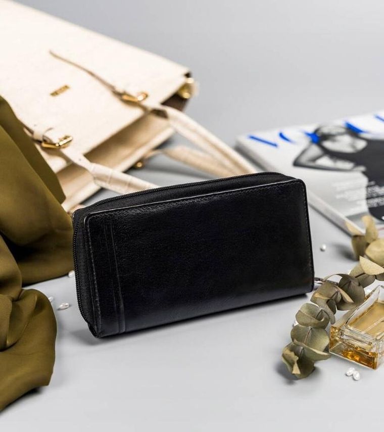 Portfel, czarny, skórzany, Rovicky