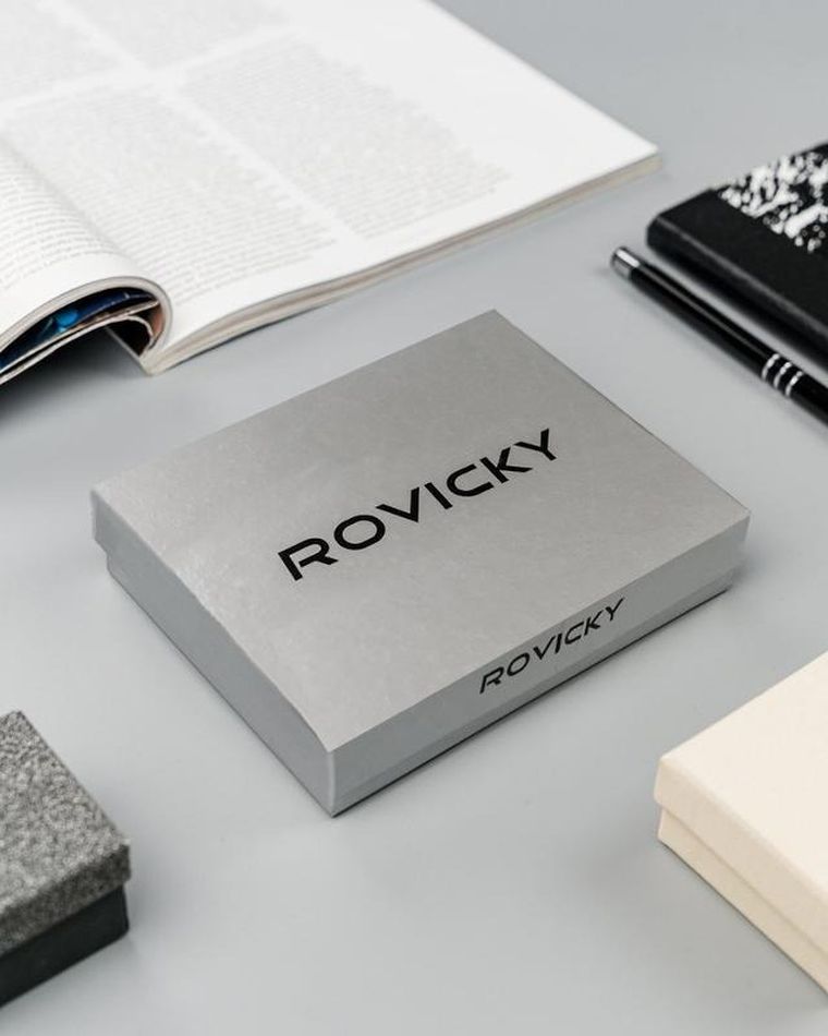 Portfel, czerwony, skórzany, Rovicky