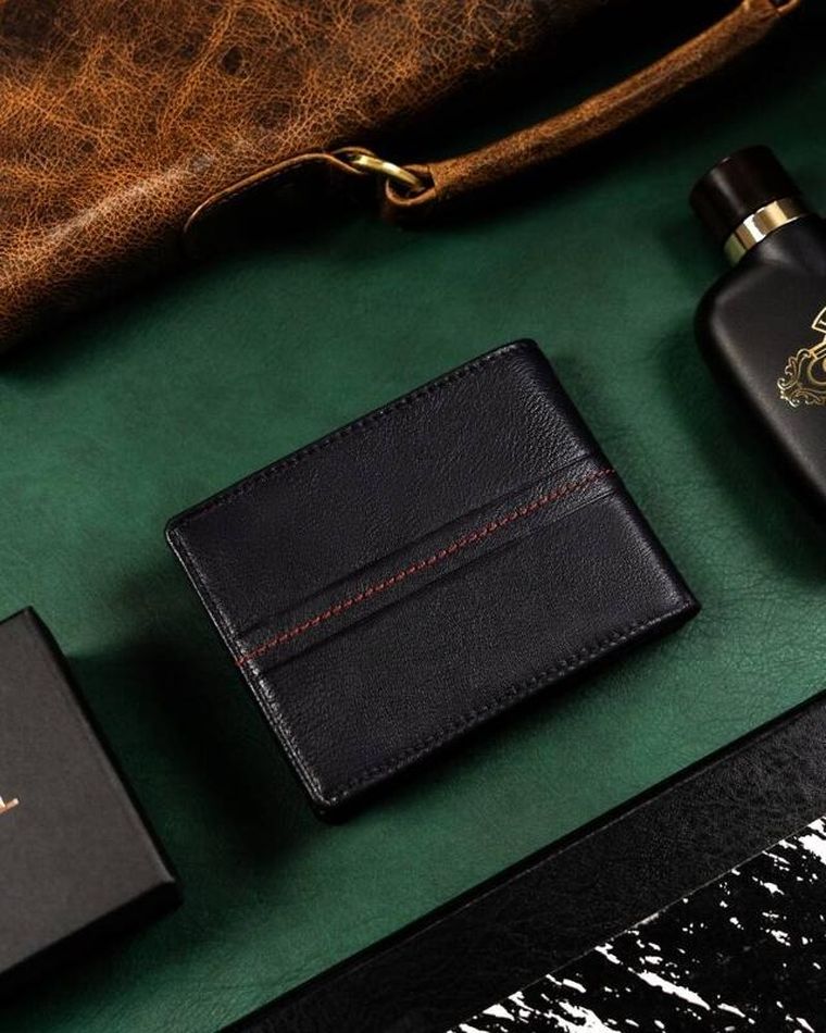 Portfel, granatowy, skórzany, RFID, Rovicky