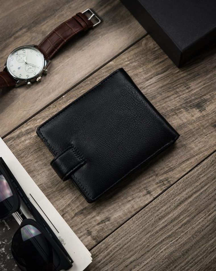 Portfel męski z podwójną sekcją na banknoty, Cavaldi