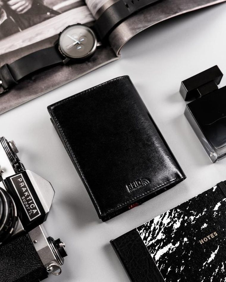 Portfel na karty, czarny, skórzany, RFID, Peterson