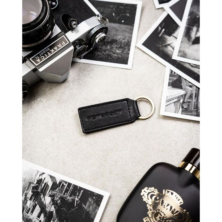 Portfel z brelokiem, czarny, skórzany, Peterson